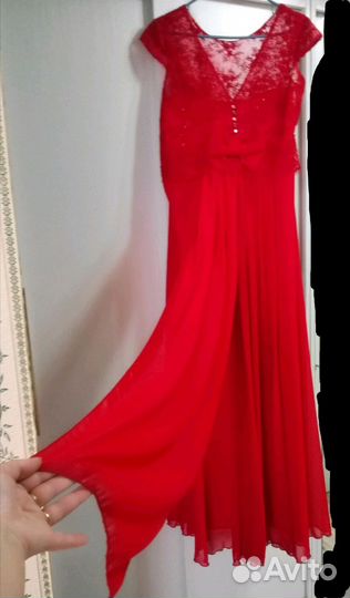 Вечернее платье