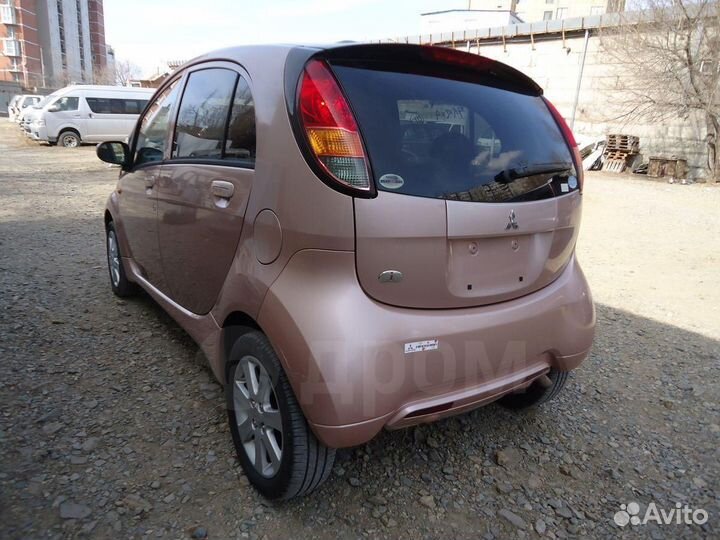 Mitsubishi i 0.7 AT, 2011, 73 730 км