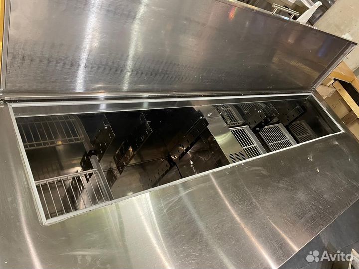 Стол холодильный 4 дверный