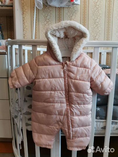 Зимний комбинезон для девочки