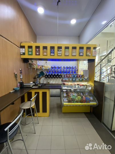 Продавец разливного пива