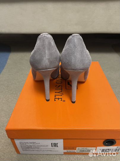 Новые туфли женские натуральная замша Grand Style