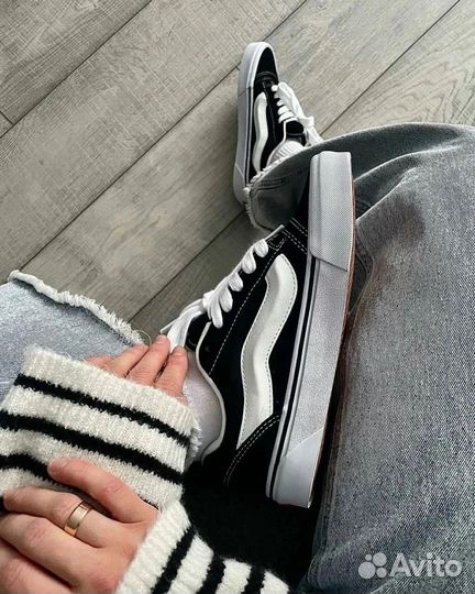 Vans knu skool