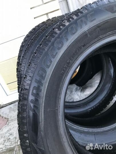 Bridgestone Blizzak Spike-02 95/60 R16