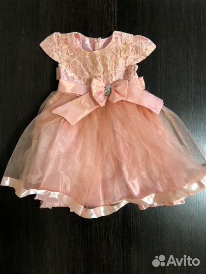 Платье праздничное