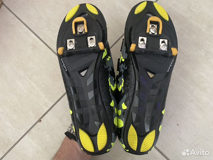 Новые Велотуфли tiebao и педали с шипами rockbros