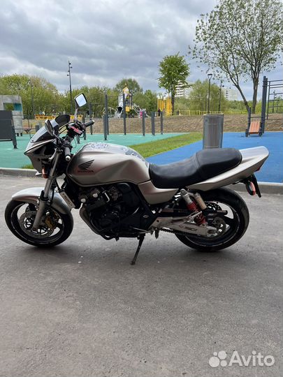 Honda CB 400 SF vtec 2