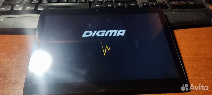 Планшет Digma Plane 1550S