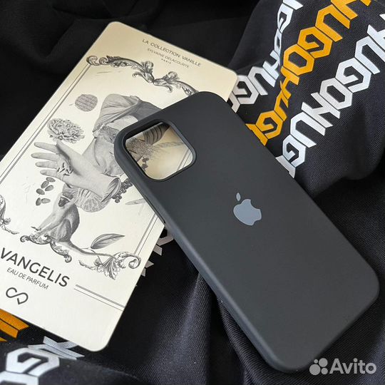 Чехол на айфон