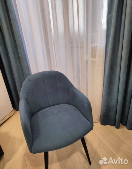 Стулья для кухни и гостиной мягкий серый, новый