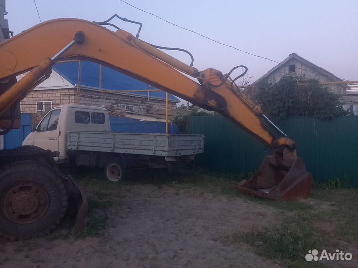 Эскаватар твкс 14