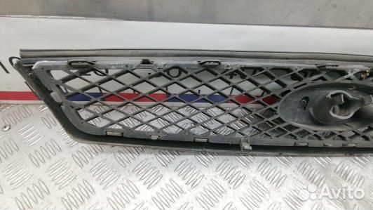 Решетка радиатора ford focus 2 (LDN06QF01)