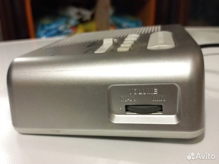 Радио часы Sony icf-c205