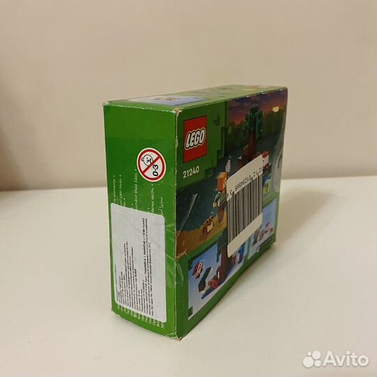 Lego Майнкрафт Болотное приключение 21240