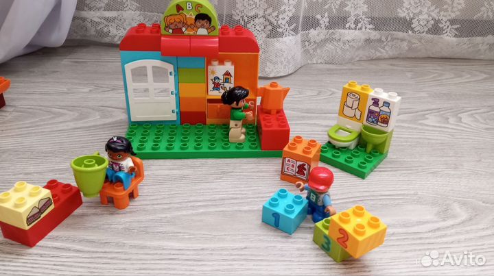 Lego duplo пиццерия и детский сад