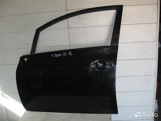 Дверь передняя левая Тойота Аурис