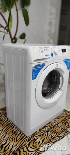Стиральная машина indesit 6кг