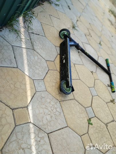 Трюковой самокат стрит