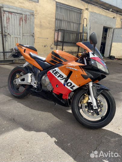 Honda CBR 600 RR 2003 в разбор
