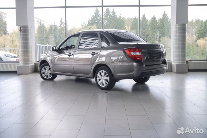 LADA Granta 1.6 МТ, 2021, 12 997 км