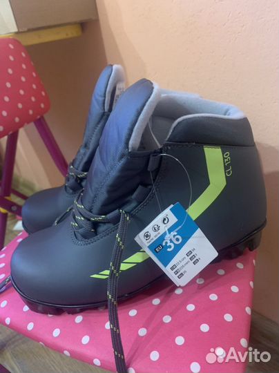 Лыжные ботинки новые