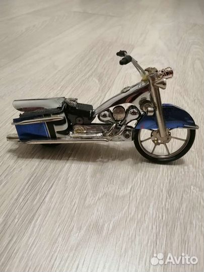 Мотоцикл Harley-Davidson (Ручная работа)