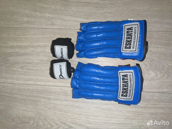 Перчатки для MMA + бинты