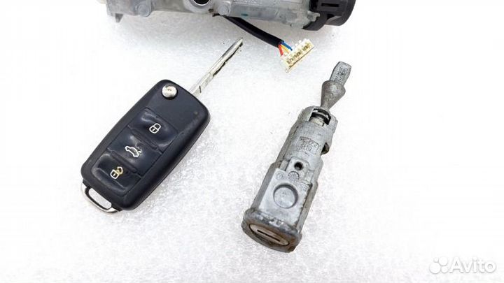 Замок зажигания Volkswagen Tiguan 1G caxa 1 2013