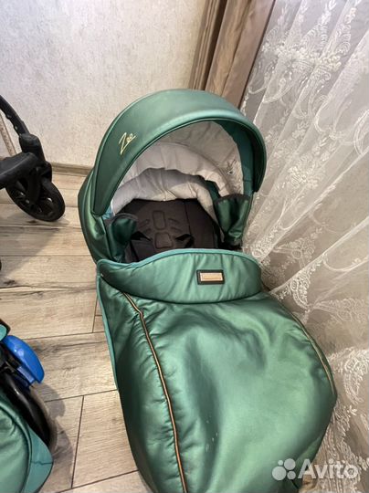 Продам коляску 3 в 1