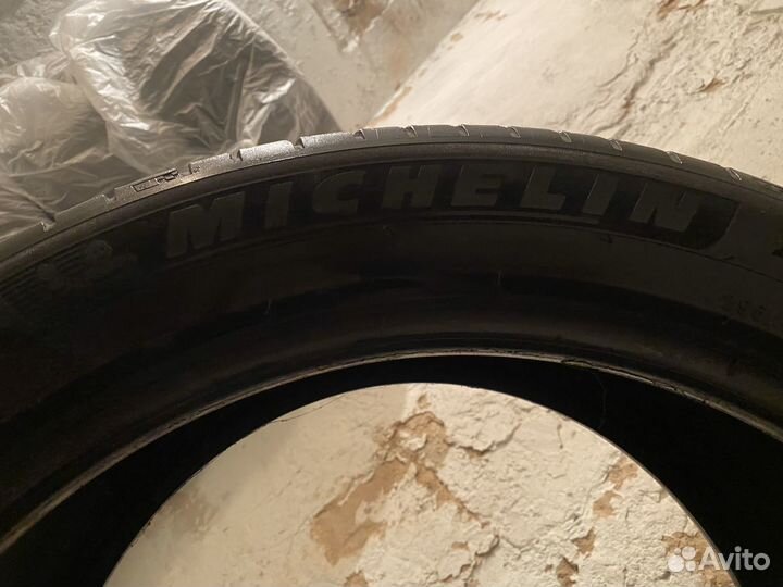 Michelin Pilot Sport 4 295/40 R21 111Y