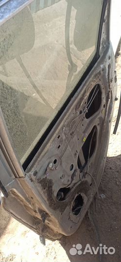 Продам двери honda fit 2002г