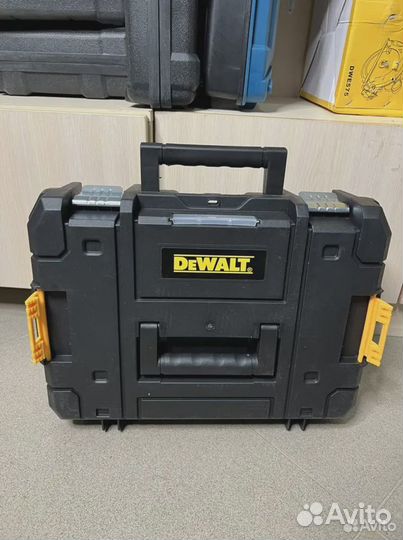 Набор аккумуляторный Dewalt гайковерт+ушм