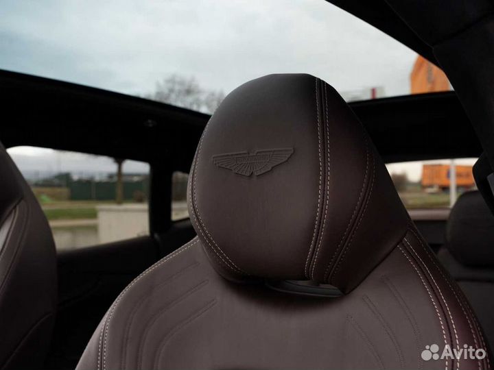 Aston Martin DBX 4.0 AT, 2024, 1 км