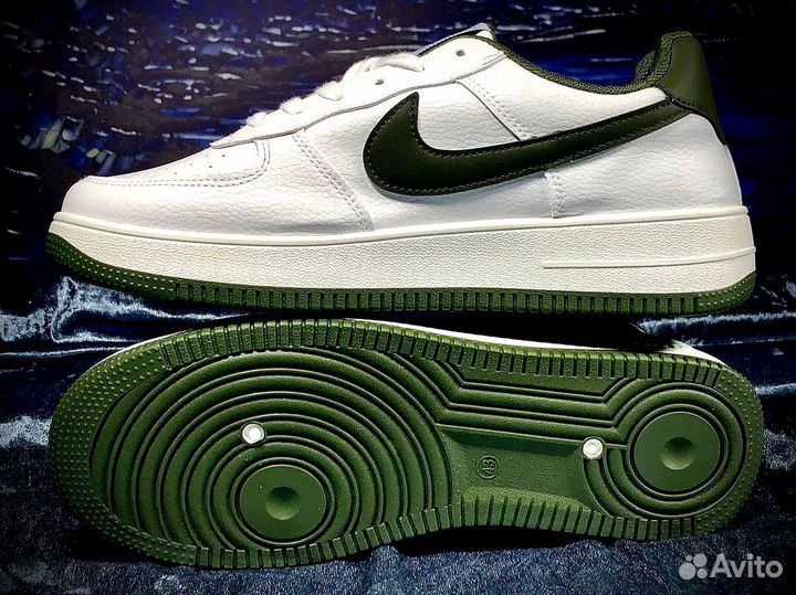 Кроссовки Nike Air Force 1