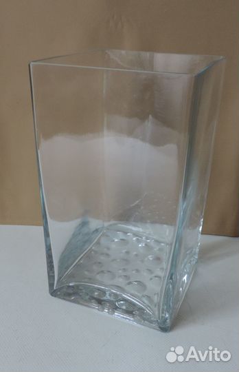 Вазы стеклянные