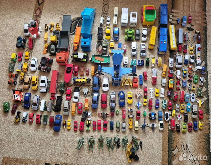 Машинки коробкой б/у