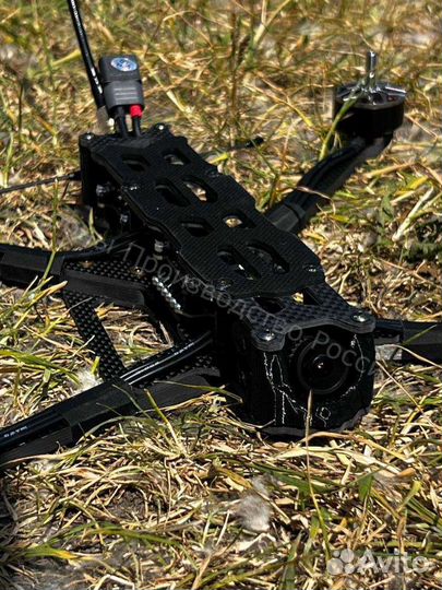 Квадpокоптeр FPV Piranha 7 и 10 дюймoв