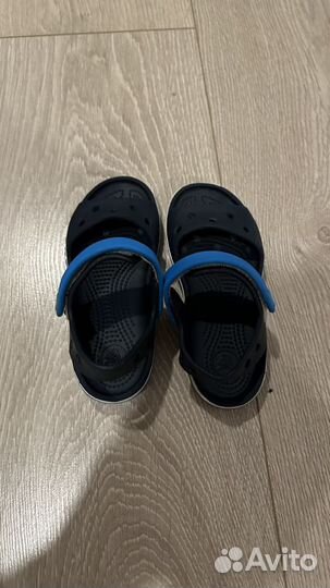 Сандалии crocs c10