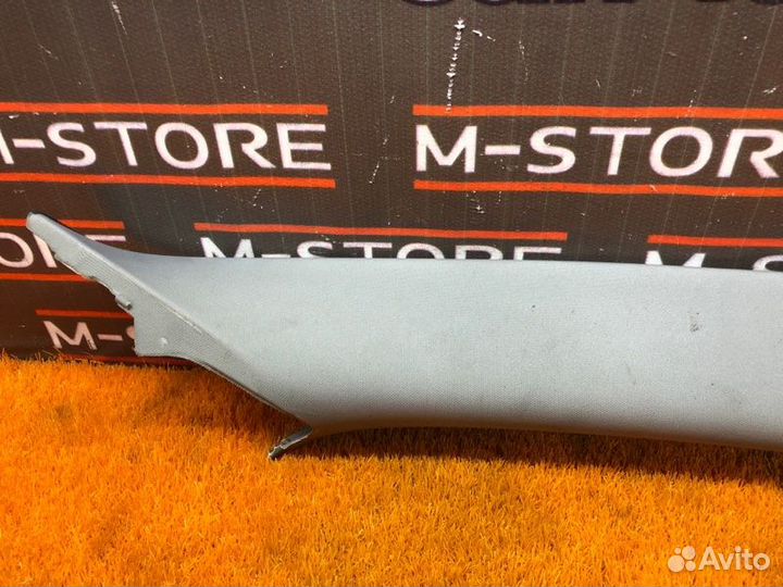 Обшивка стойки передняя правая Volkswagen Touareg