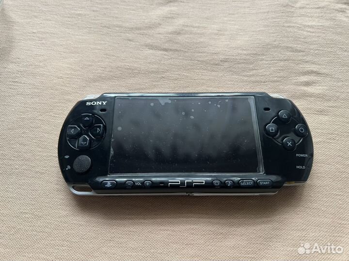 Sony PSP 3008 прошитая 64/32гб,куча игр