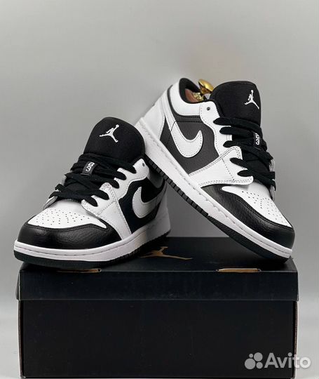 Кроссовки nike air jordan 1 черно белые