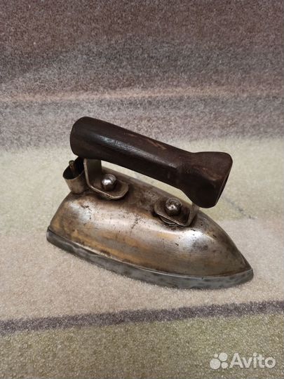 Утюжок эпохи СССР