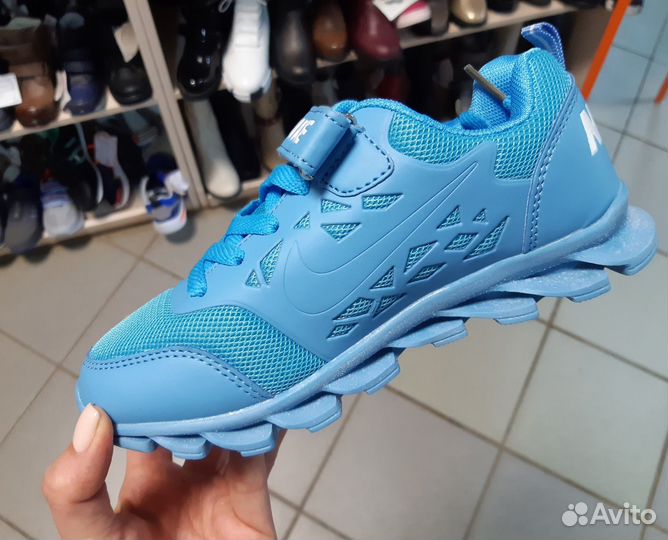 Кроссовки для девочки и мальчика