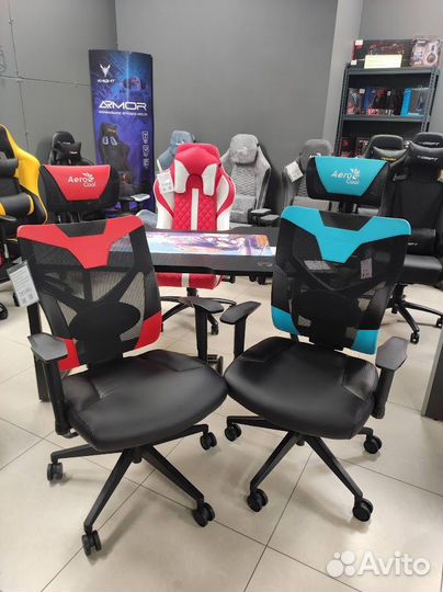 Компьютерное игровое кресло