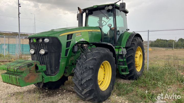 Трактор John Deere 8000 Series, 2017
