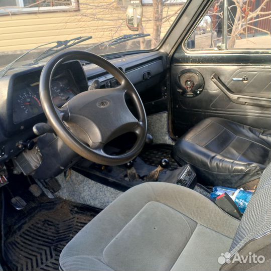 LADA 4x4 (Нива) 1.7 МТ, 1997, 90 000 км