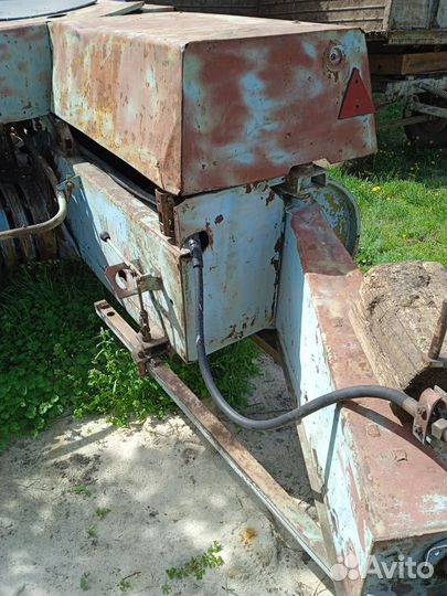 Пресс-подборщик Fortschritt К-454, 1981