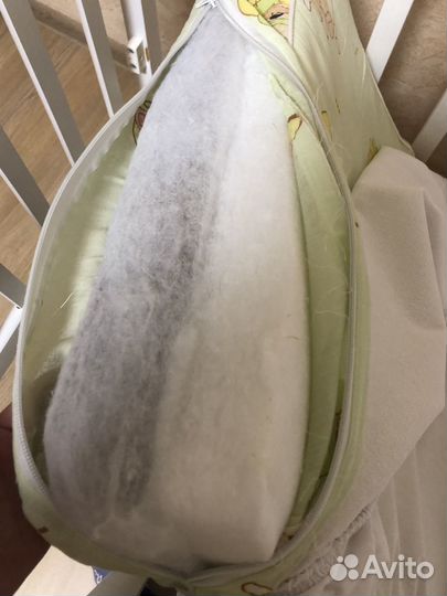 Детская кроватка с поперечным маятником