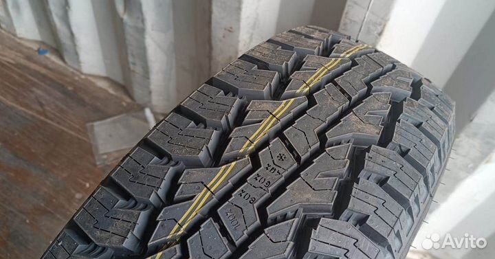 Nokian Tyres Rotiiva AT 235/80 R17