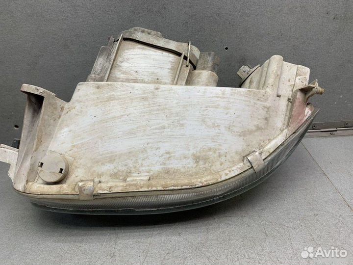 Фара Ford Escort Turnier универсал 1.6 L1H 1998